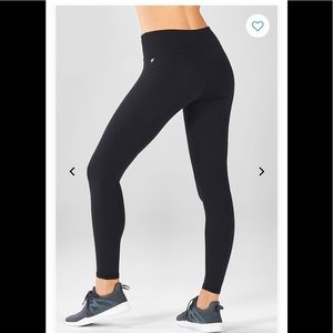 NWT Fabletics leggings